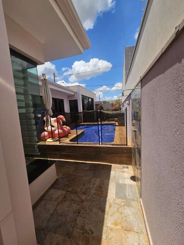 Casa à Venda no bairro Condomínio Flamboyant em Jaú imagem 0