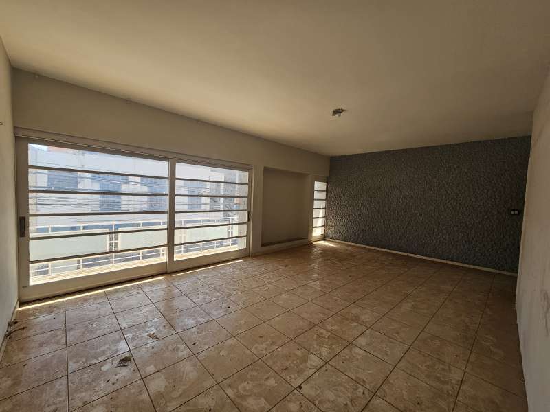 casa / comercial à Venda no bairro CENTRO em Jaú imagem 4