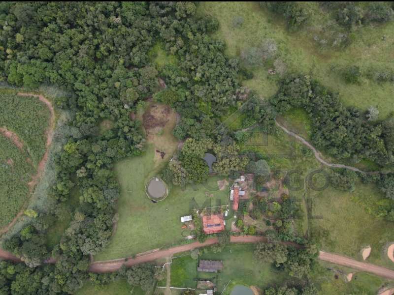 Casa à Venda no bairro Baixão da Serra em Mineiros do Tietê imagem 0